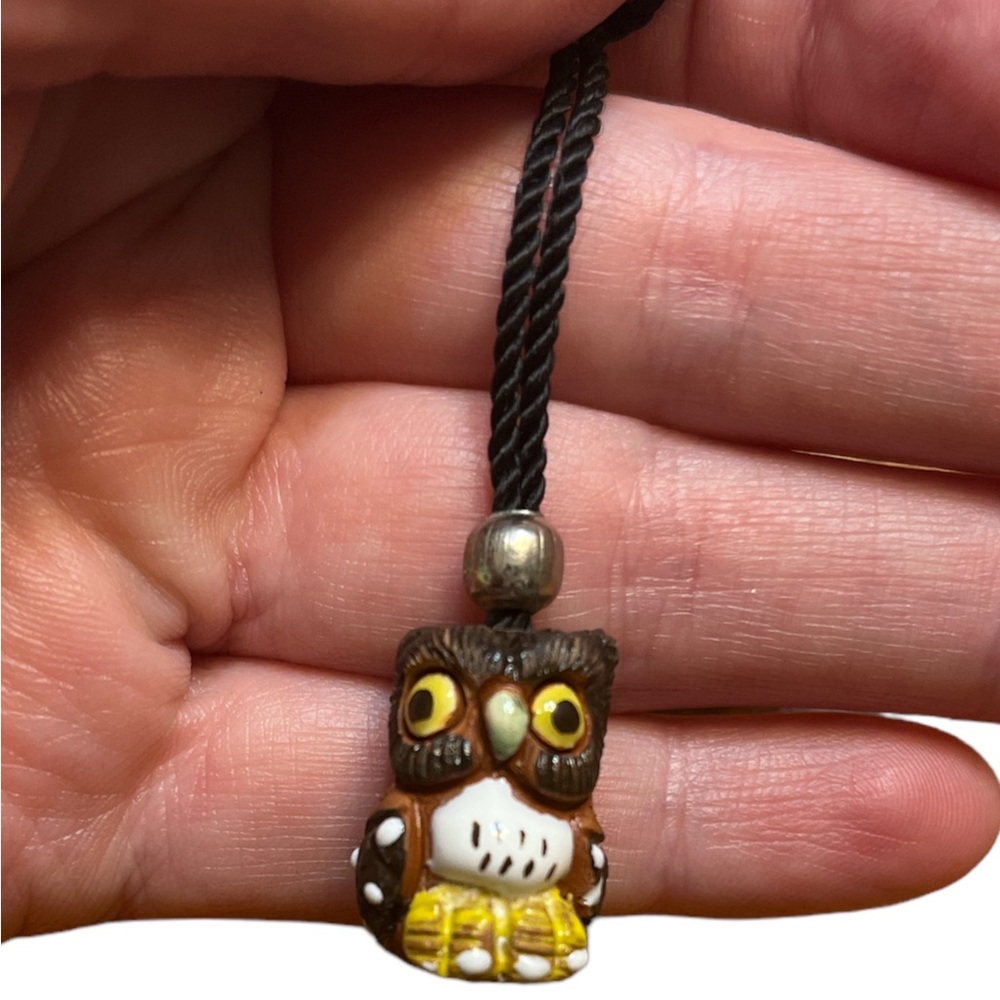 ✨ 3/$15 Leps Peru Hand Painted Clay Owl Necklace